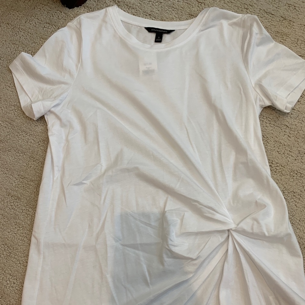 banana republic white knit shirt